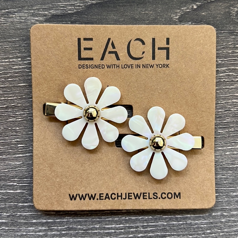 Flower barrettes